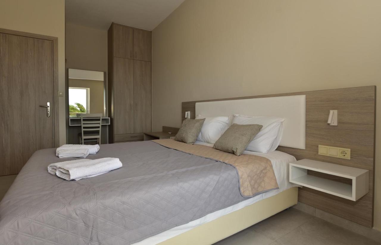 Flisvos Rooms Paleohóra Kültér fotó