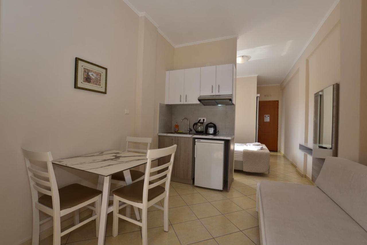 Flisvos Rooms Paleohóra Kültér fotó