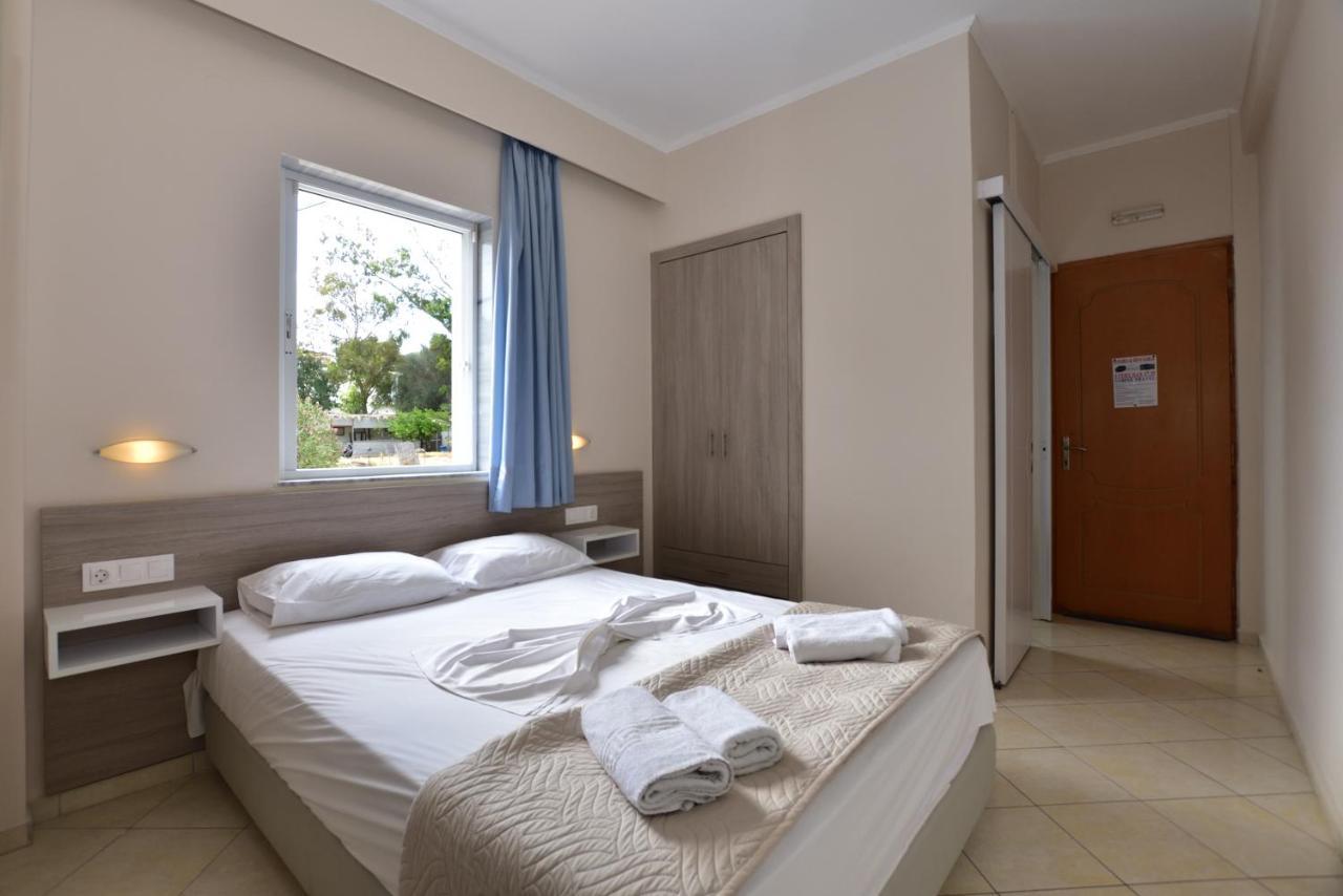 Flisvos Rooms Paleohóra Kültér fotó