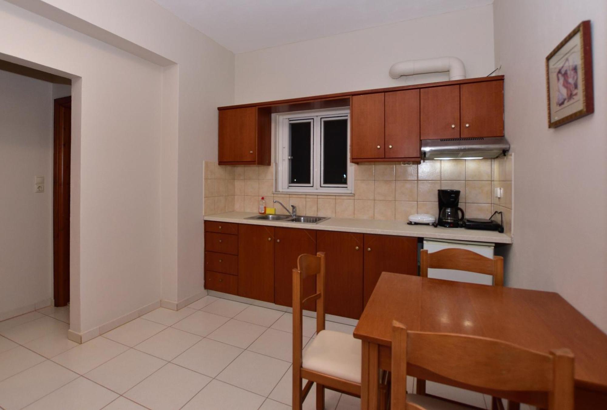 Flisvos Rooms Paleohóra Kültér fotó