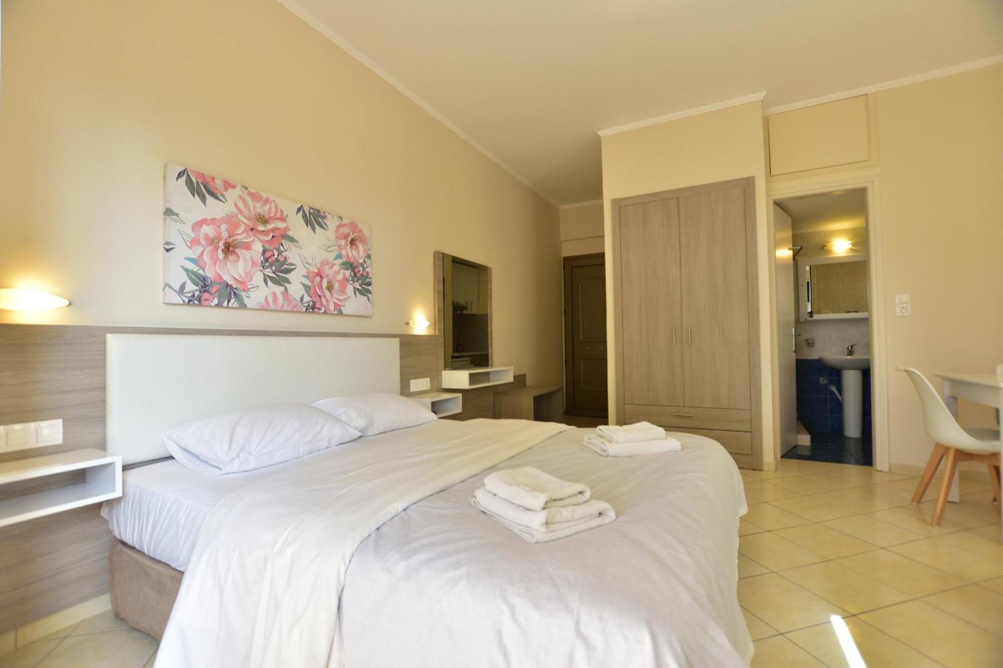 Flisvos Rooms Paleohóra Kültér fotó
