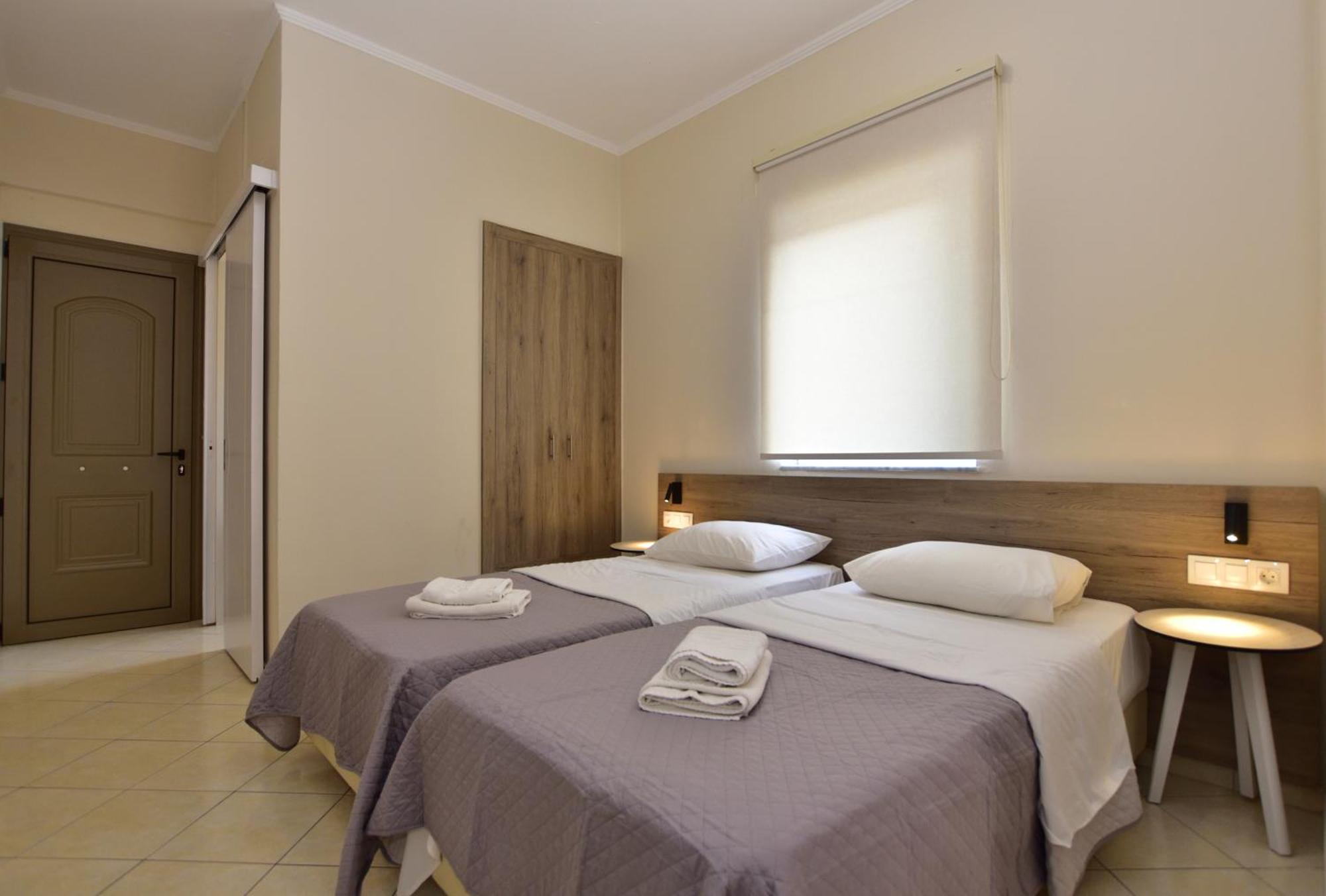 Flisvos Rooms Paleohóra Kültér fotó