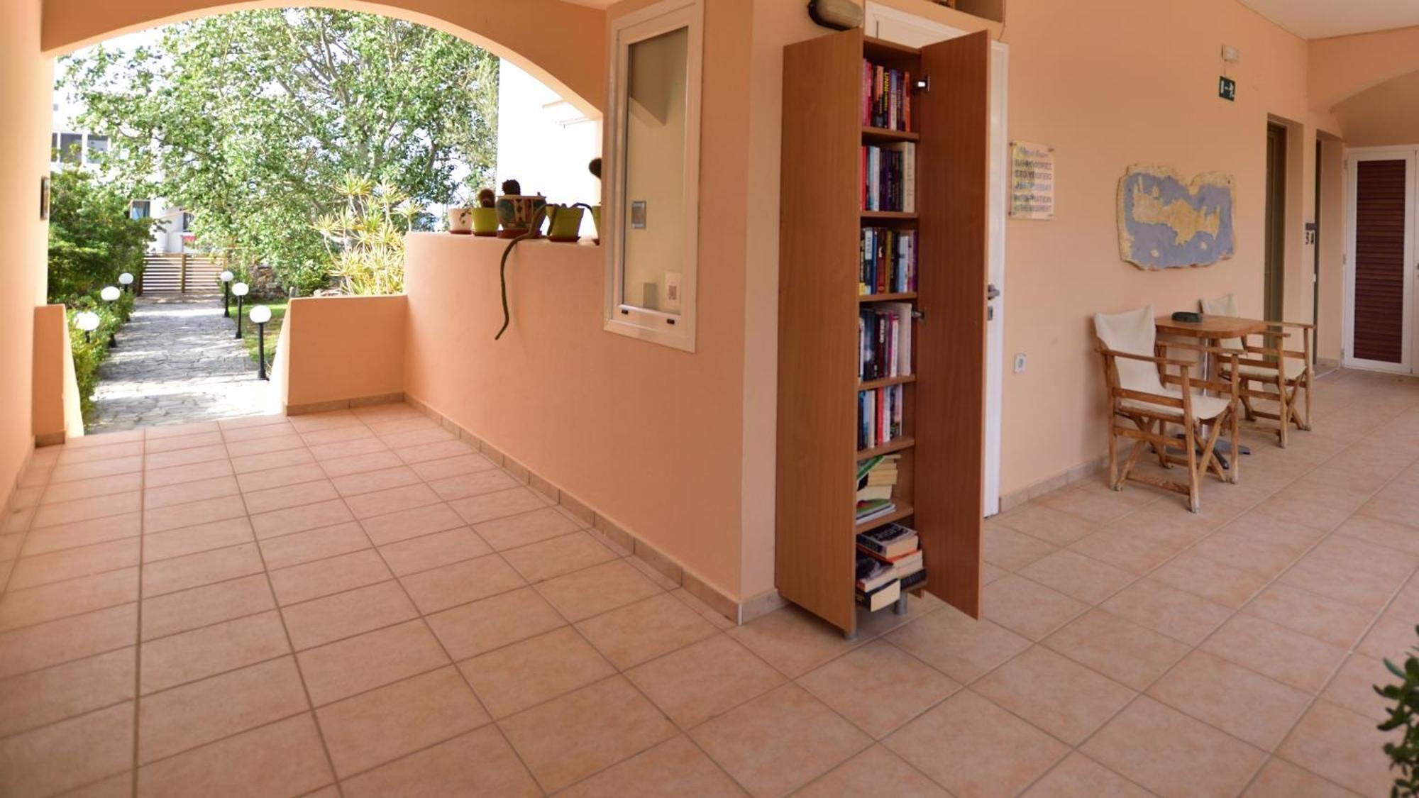 Flisvos Rooms Paleohóra Kültér fotó