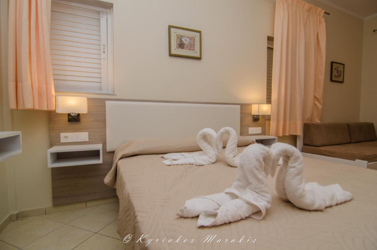 Flisvos Rooms Paleohóra Kültér fotó
